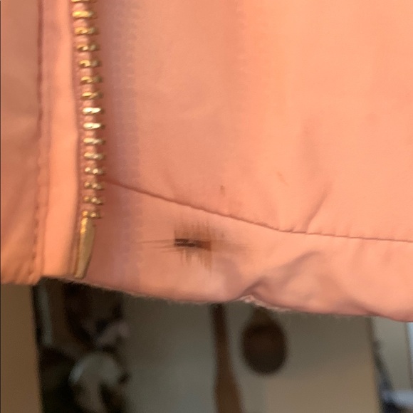 Calvin Klein Pink Vest with White Fur Collar - Picture 6 of 6